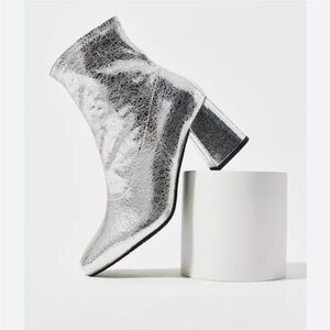 Anthropologie Unforgettable Silver Booties by Seychelles BC Footwear